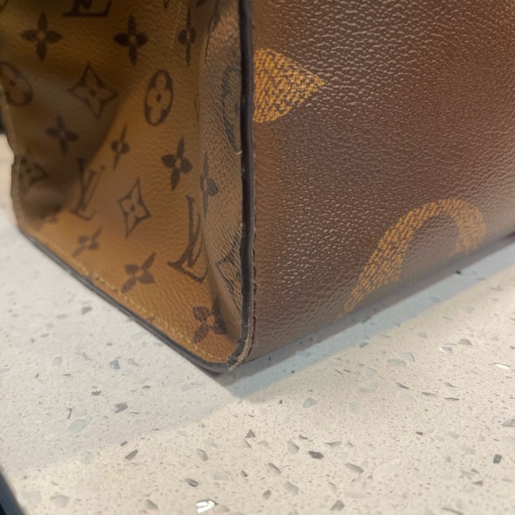 🔥 FINAL MARKDOWN B4 REMOVING LISTING🔥 Louis Vuitton Monogram ON-THE-GO GM - Picture 3 of 16